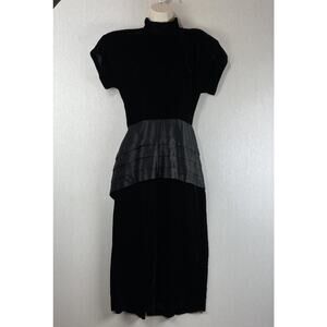 Vintage John Roberts Midi Dress 6 Black Velvet Mandarin Collar Gothic Classic